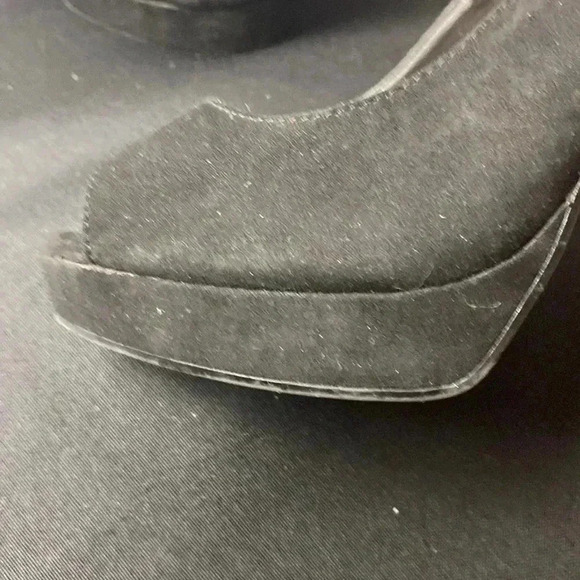 MARC FISHER WO SIZE 8.5 BLACK SUEDE 5” HEEL FRONT PLATFORM HEEL ANKLE STRAPS - Picture 15 of 16